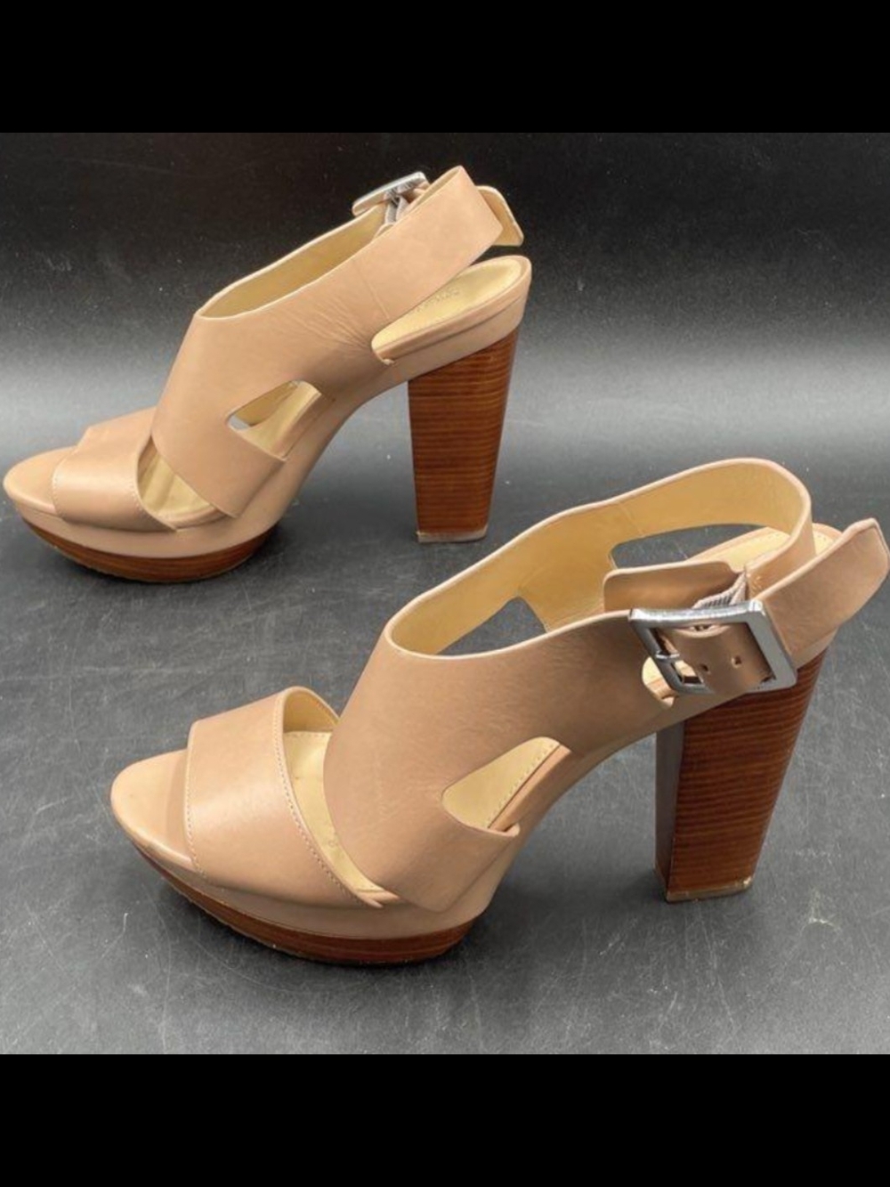 Michael Kors Carla Taupe Platform Sandals Size 8.5 Used Exc - Picture 3 of 7